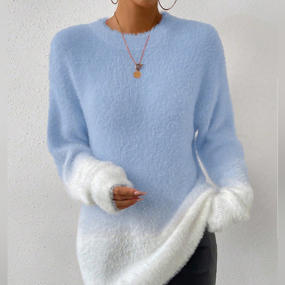 Oversize Gradient Sweater - Picture 6 of 8